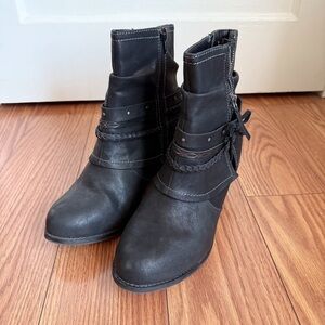 Women's Starlin Black Ankle Boots
